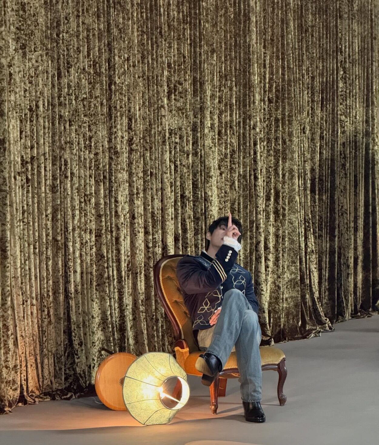 Love Your W 2025 IG Post feat. Taehyung - 151025