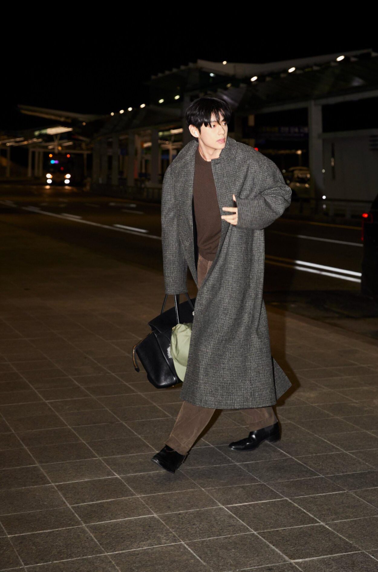 Celine Twitter feat. Taehyung 281025