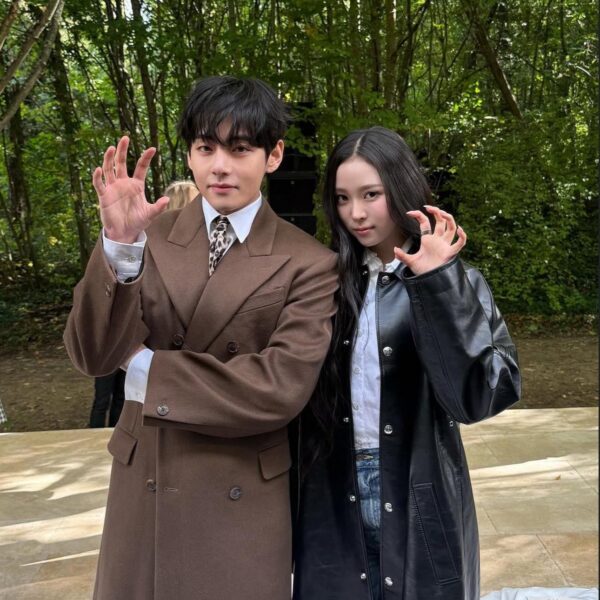 251007 Meovv Narin on Instagram with V