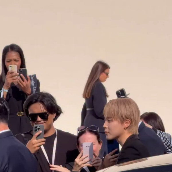 ELLE Korea IG Post feat. Jimin at the Dior SS25 show - 011025