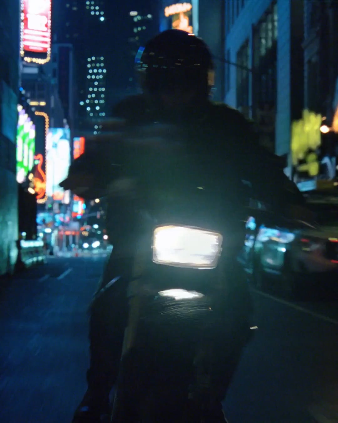 Calvin Klein Twitter feat. Jungkook - 281025