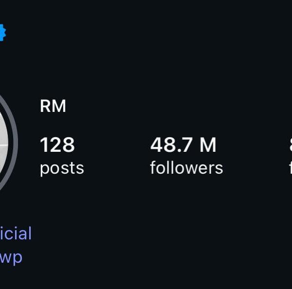 Namjoon has updated his IG profile pic to a B&W version - 011025