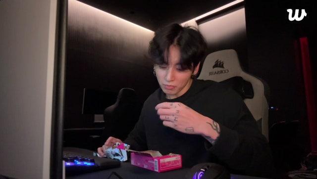 251028 Jungkook on Weverse Live