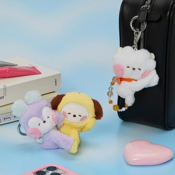 251111 Line Friends Square on Instagram: Hug me tight, it’s time to dance! 🎵