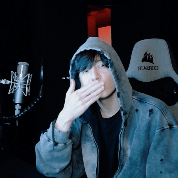 251122 Jungkook on Weverse Live