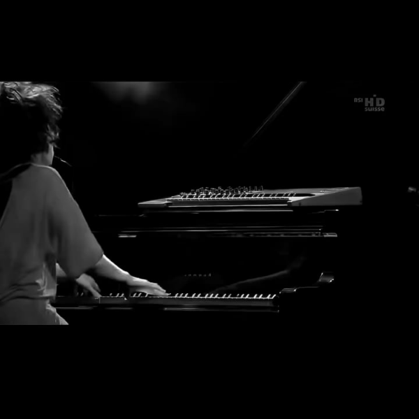 251113 V on Instagram