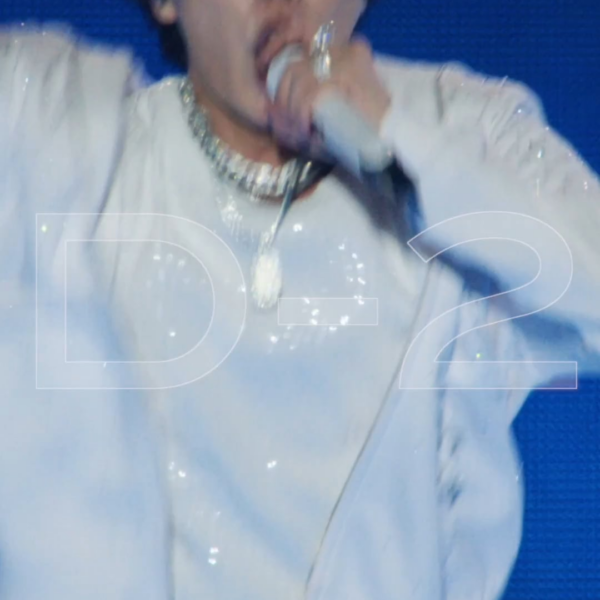 251110 HYBE MERCH on Twitter: <j-hope Tour 'HOPE ON THE STAGE' THE MOVIE> 
D-2 Countdown