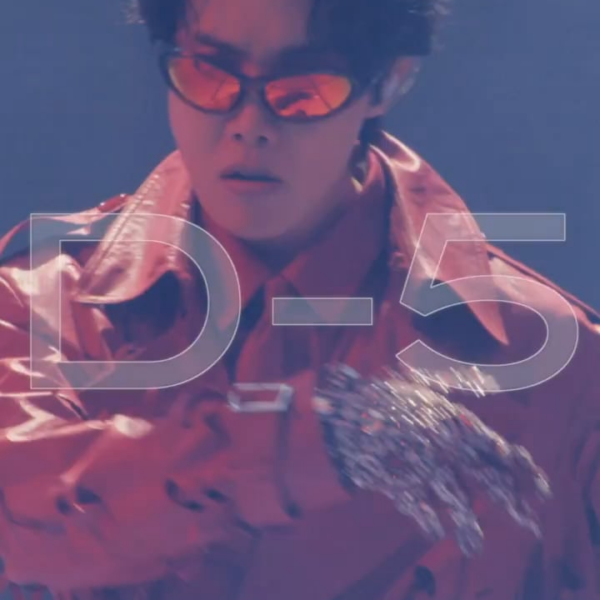251107 HYBE Merch on Twitter: <j-hope Tour 'HOPE ON THE STAGE' THE MOVIE> D-5 Countdown Experience j-hope’s dazzling performance on the big screen!