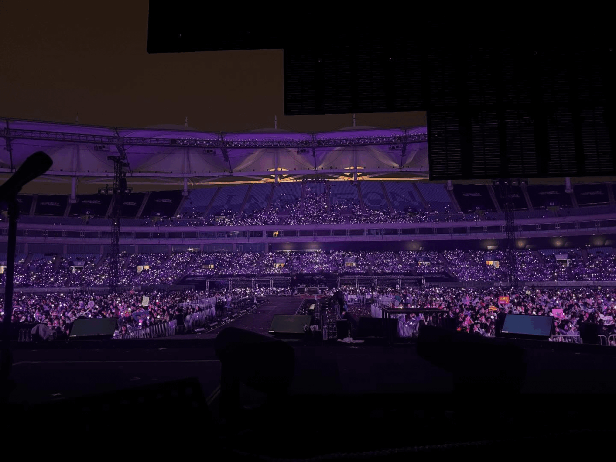 251103 Guitarist Park Shinwon on Instagram