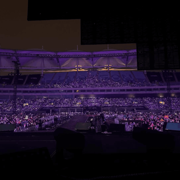 251103 Guitarist Park Shinwon on Instagram