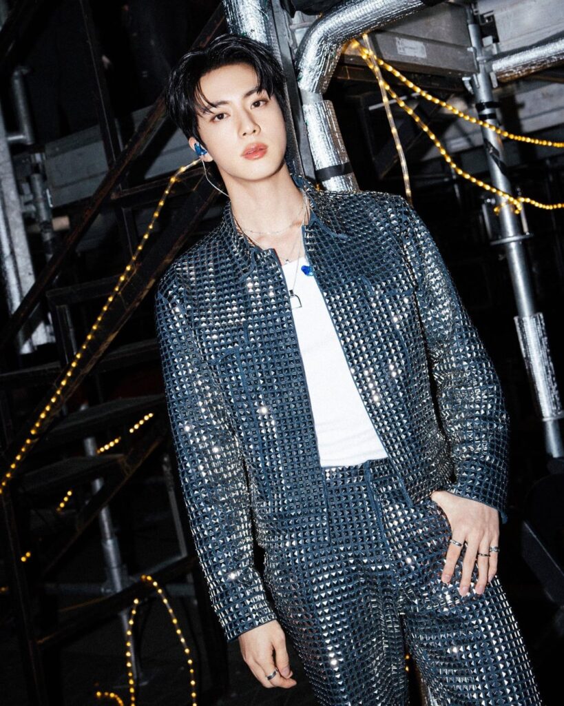 251110 Gucci on Twitter with Jin