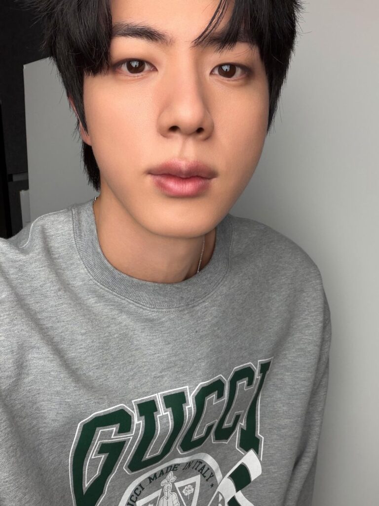 Jin Weverse 091225