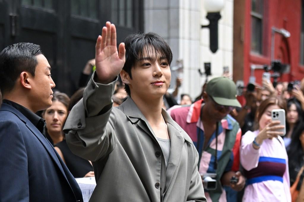 251208 Billboard Magazine: Jung Kook of BTS Wants to ‘Show Different Sides’ of Himself Going Forward: ‘I Don’t Want to Be Confined’