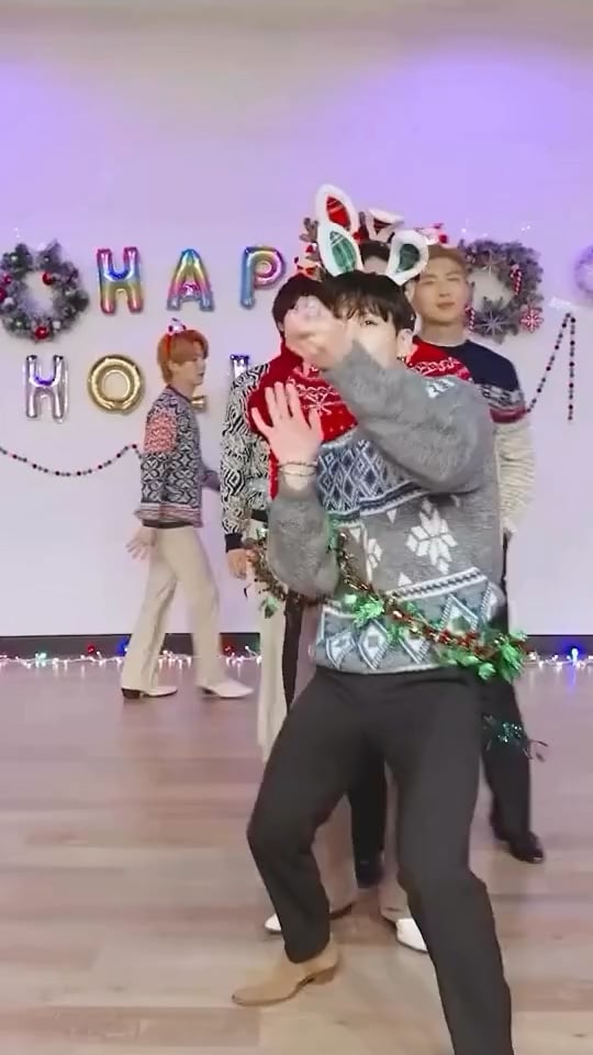 251221 Stationhead on Instagram featuring BTS: Ready for a SMOOTH holiday season ☃️🎄🧈 #BTS #ARMY