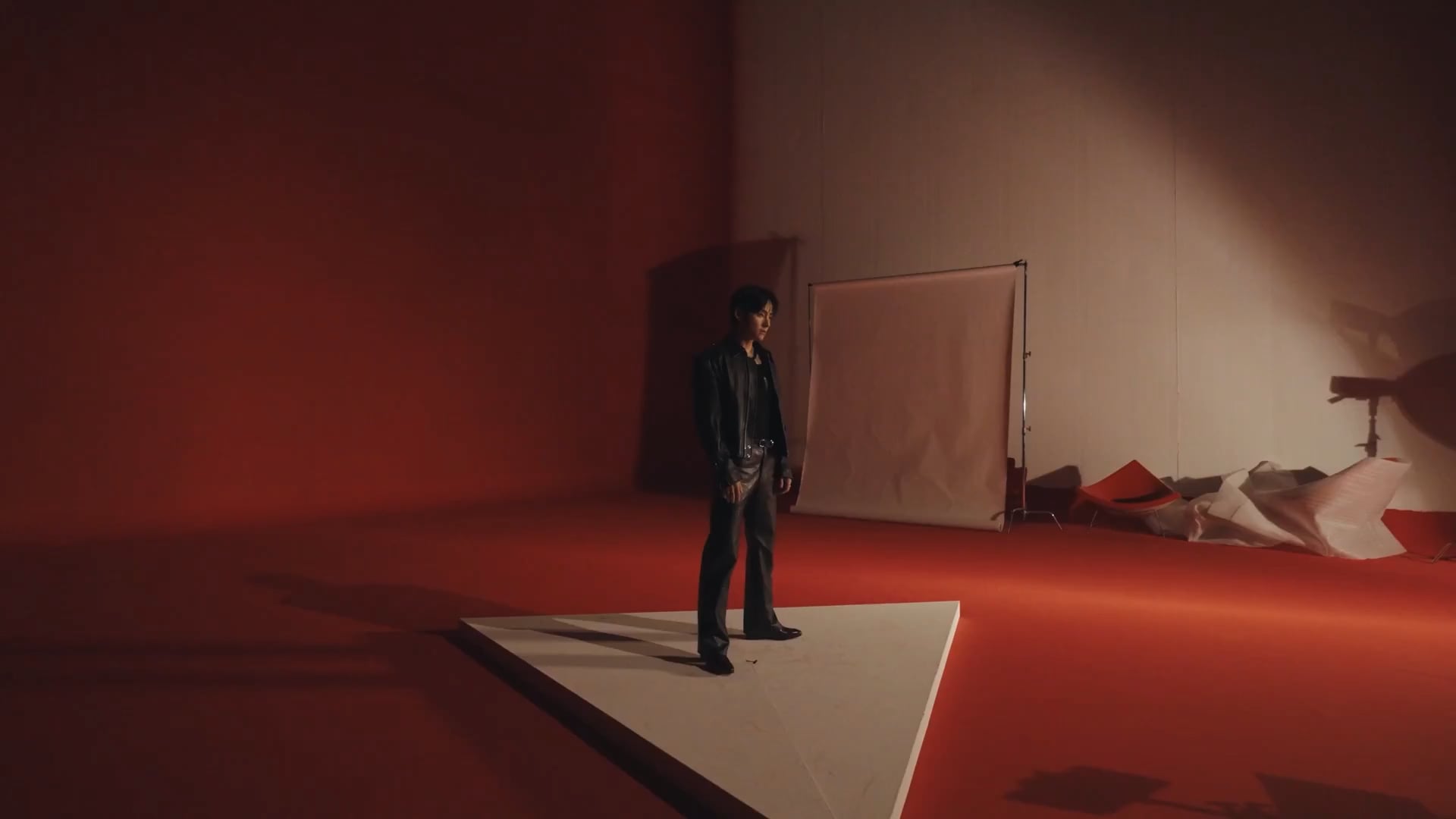 TIRTIR Twitter feat. Taehyung 291225