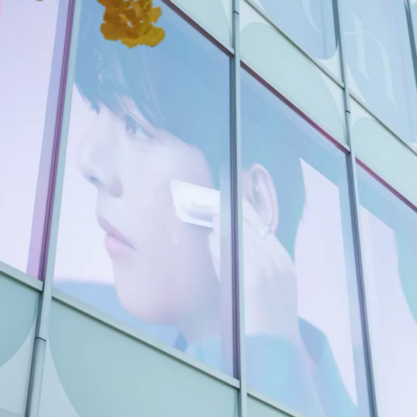 251210 Yunth on Instagram featuring V: ✨Yunth POPUP STORE in @ cosme TOKYO✨