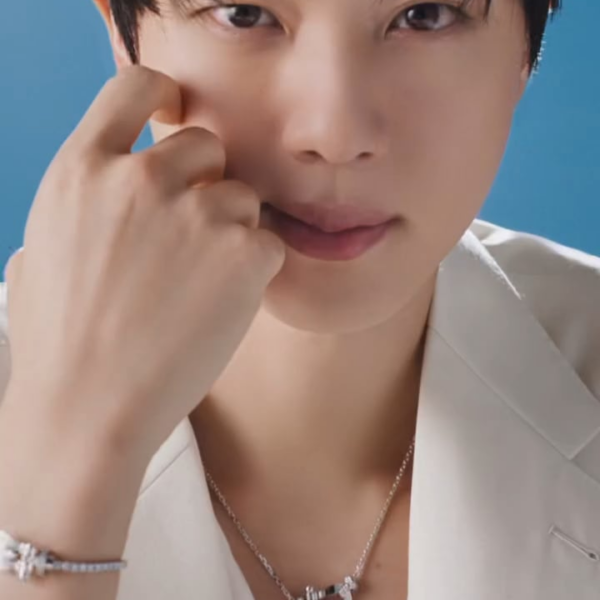 FRED Jewelry IG Post feat. Jin 191225