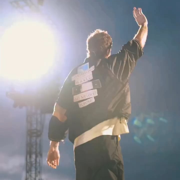 Coldplay IG Post feat. a snippet of Jin - 010126