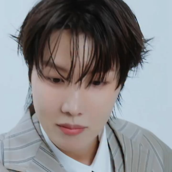 ELLE Korea IG Post feat. Hobi - 051225