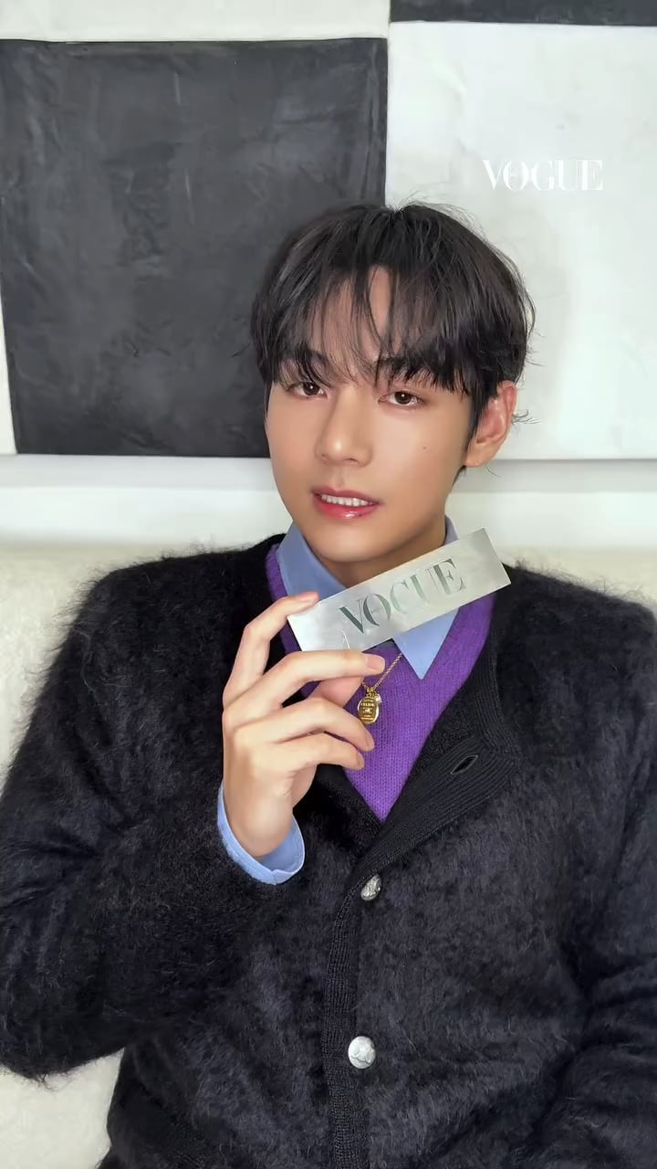 Vogue Korea IG Post feat. Taehyung at Celine's year-end brand event - 171225