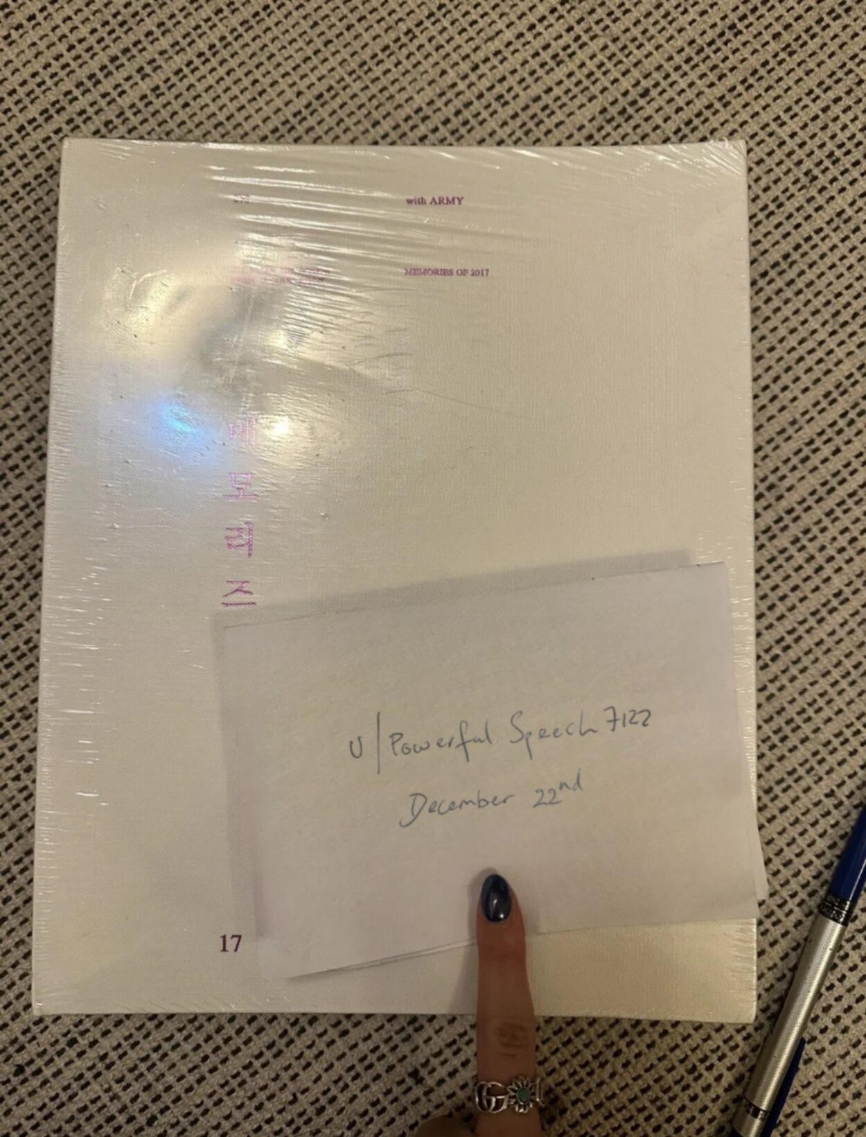 [WTS] Memories of 2017 - still sealed. £65. Can ship globally from UK. Feel free to DM if you’re interested!