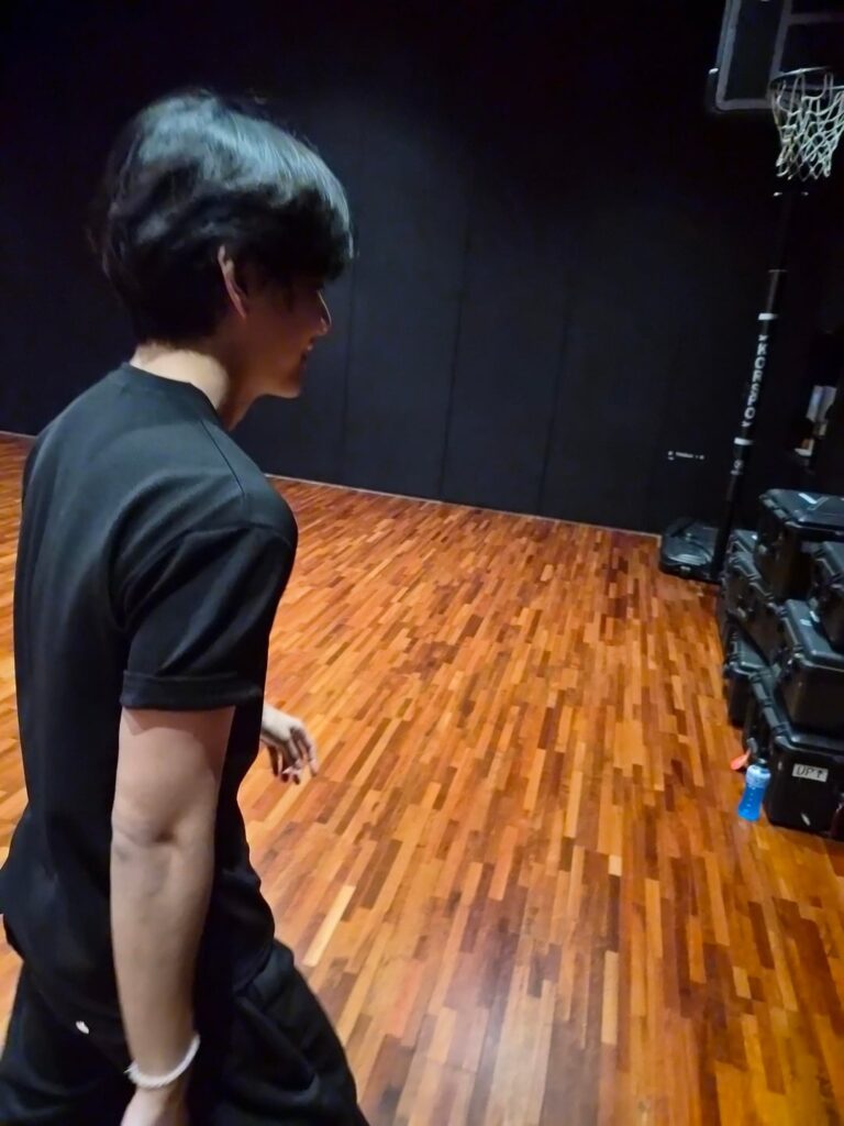 Jin Weverse 301225