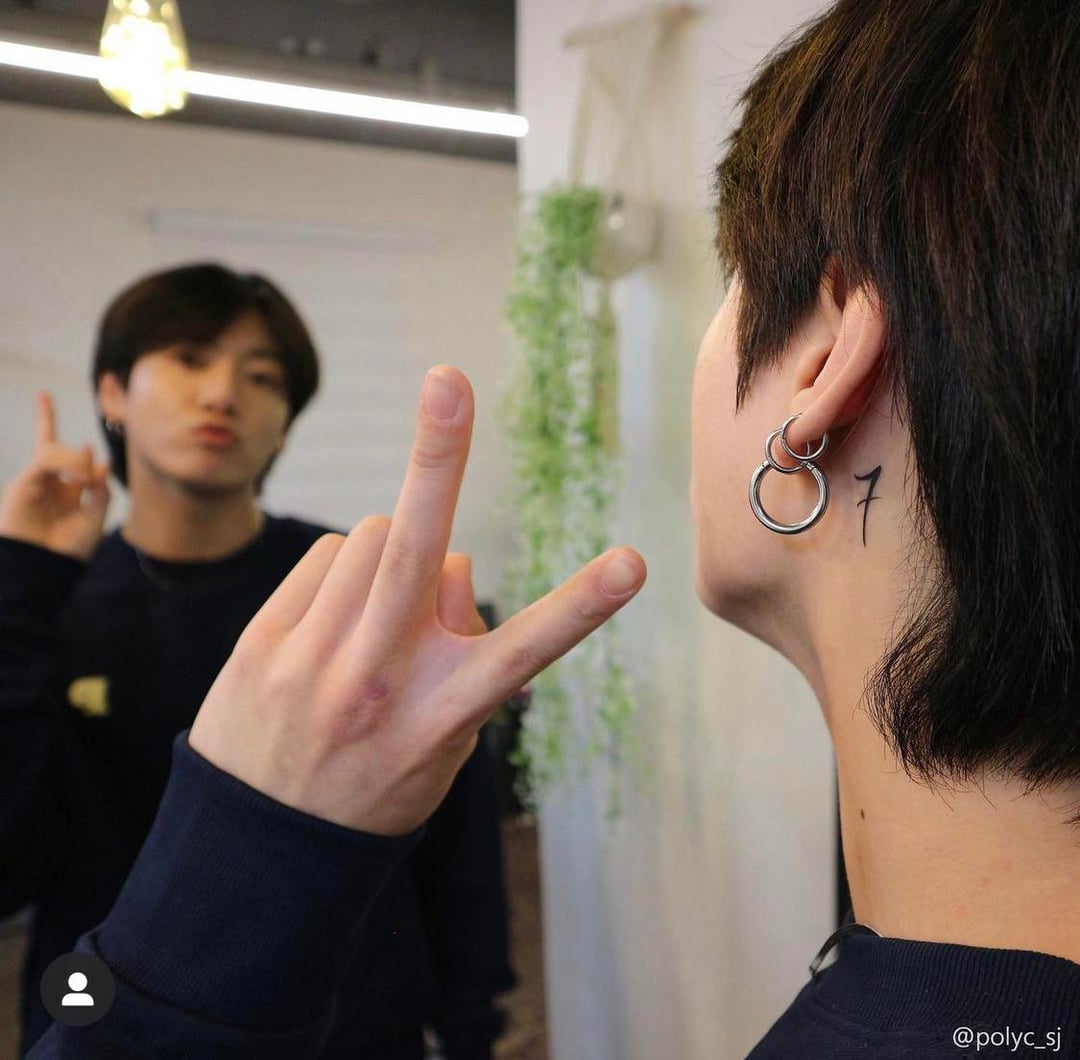 polyc_sj (tattoo artist) IG Post (with Jungkook) 180622
