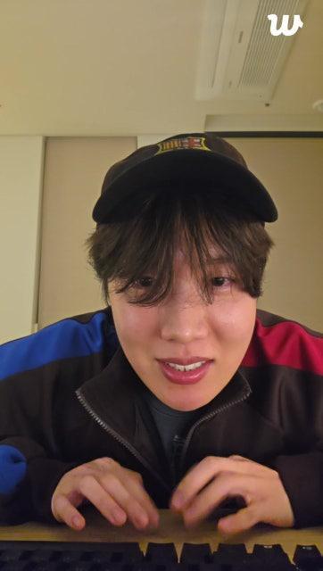 Hobi Weverse Live 291225
