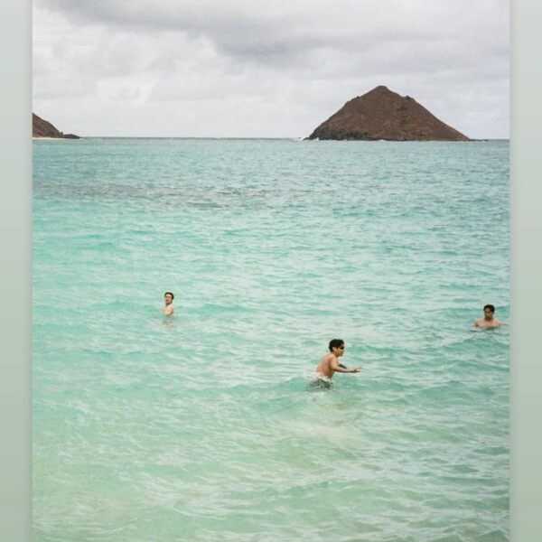 Taehyung IG Story (3) 091225