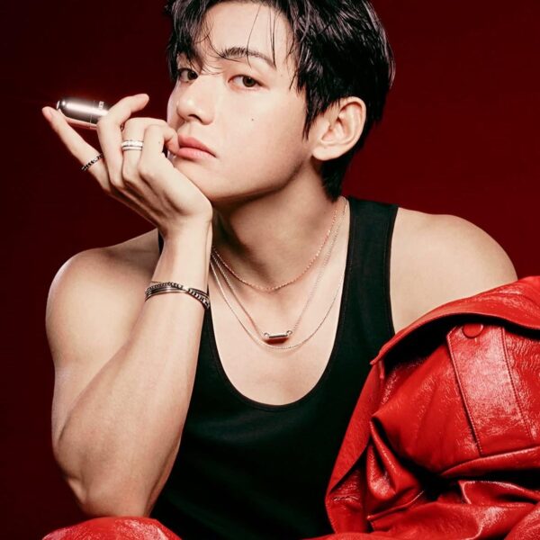 TIRTIR IG Post feat. Taehyung 200126