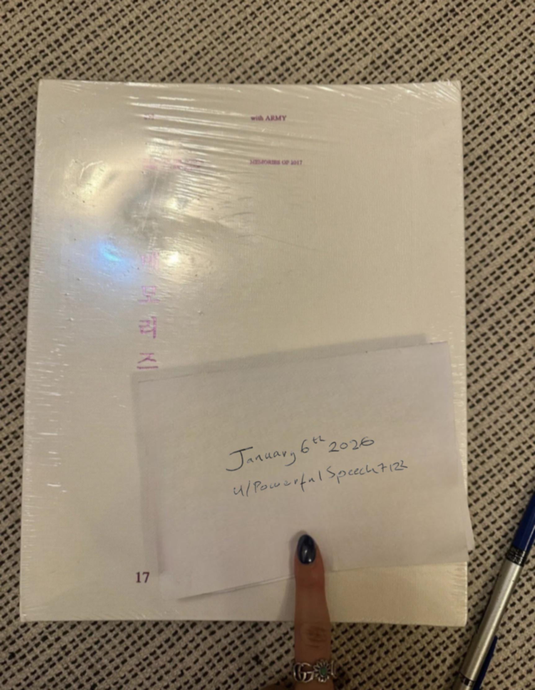 Looking to part with my memories of 2017. Sealed and in great condition. Pricing £60. Shipped from UK but can ship globally. ✨💖