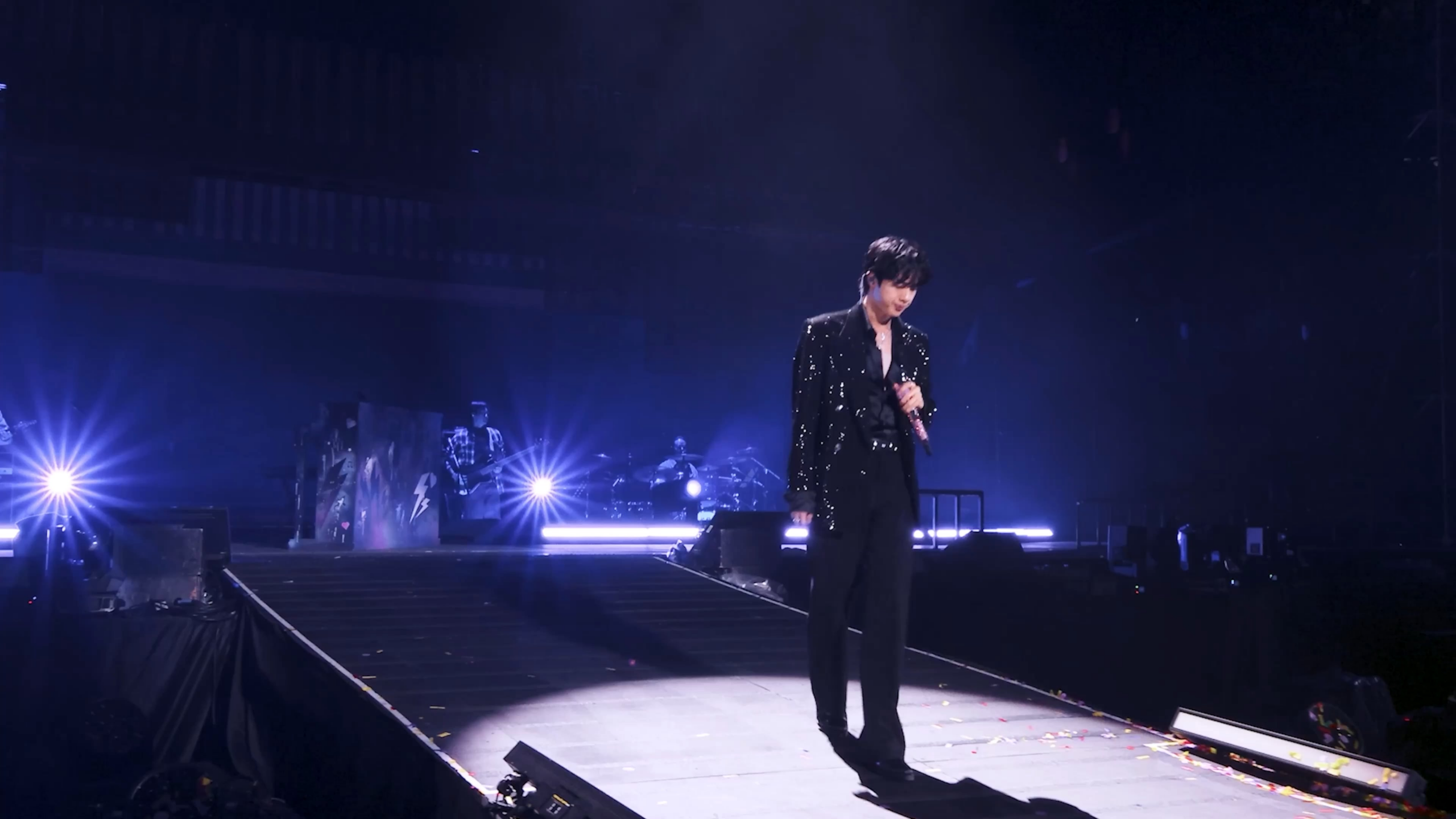 260124 BTS Official on Twitter: Jin (진) 'RUNSEOKJIN_EP.TOUR' ENCORE VOD Teaser