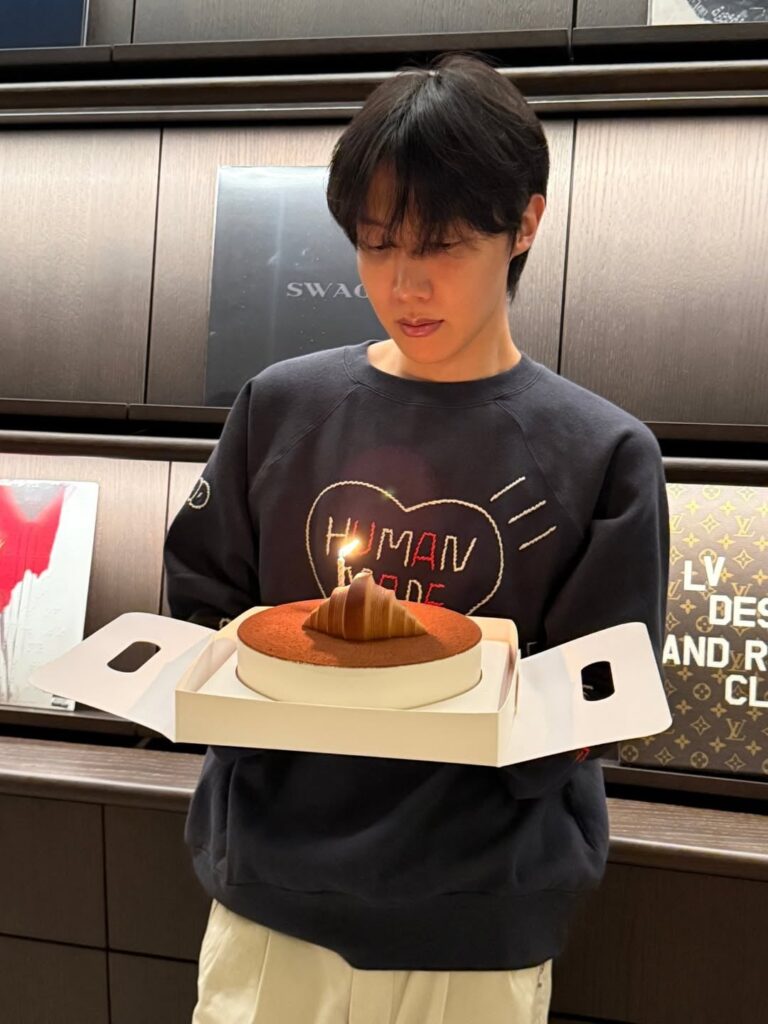 Hobi IG Post 180226