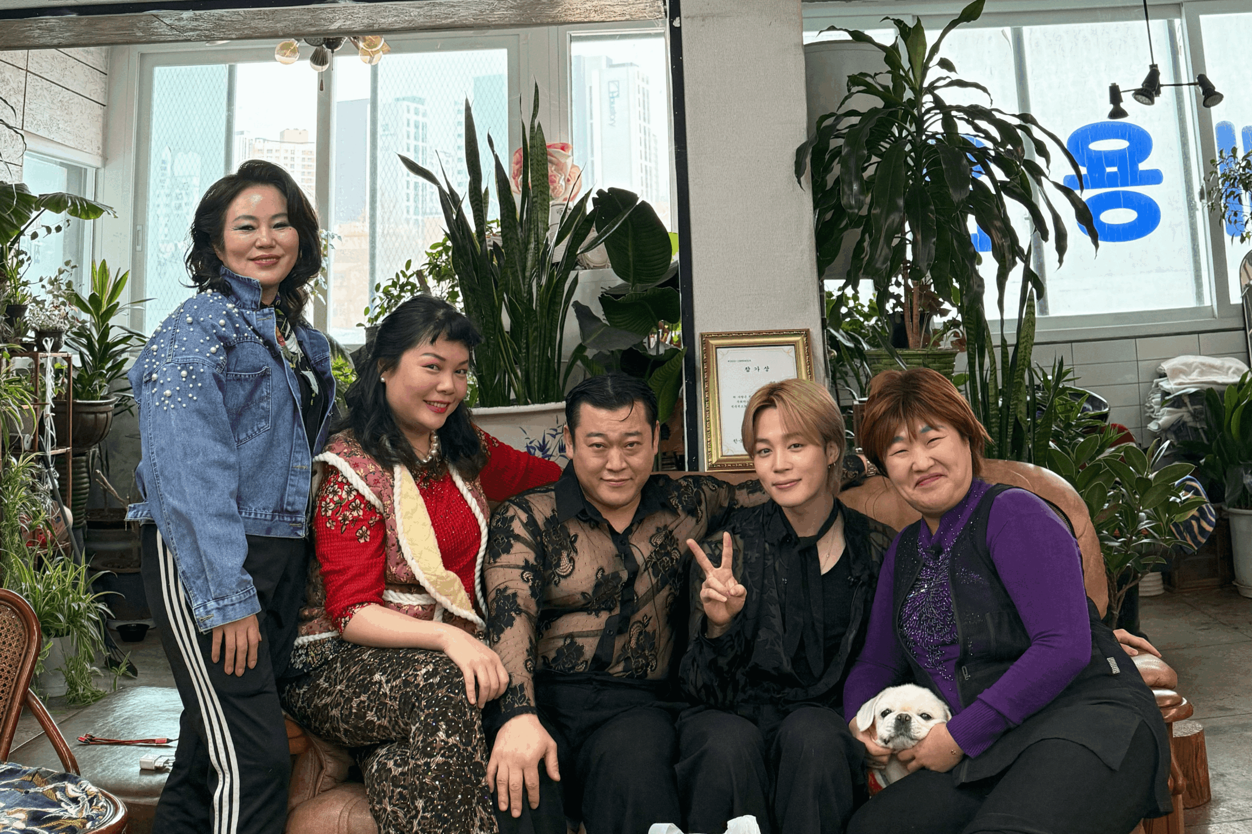 [BTS Official Twitter] Today’s Bangtan with Jimin @ Hot Issue Ji - 240326