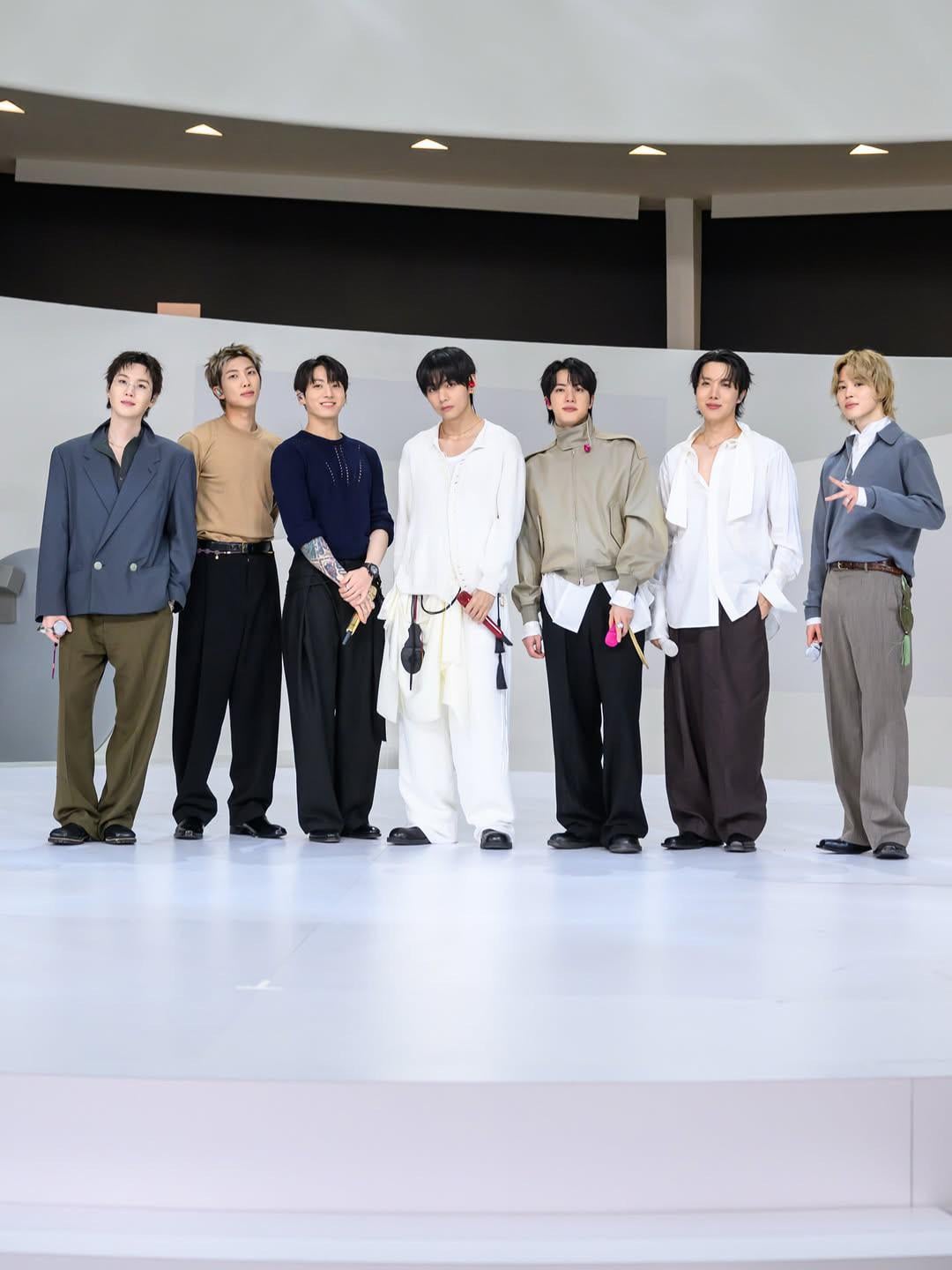 Todd Owyoung (The Tonight Show Photographer) IG Post ft. BTS - 260326