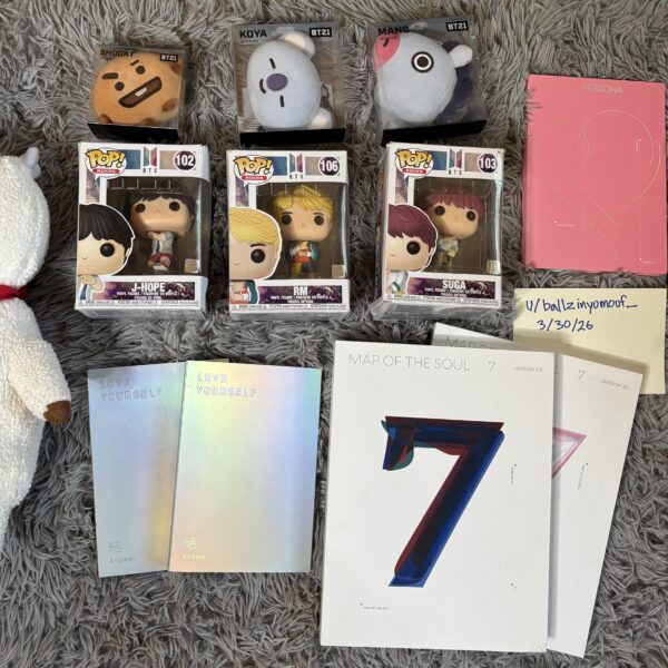 [WTS] Selling my official BTS merch and albums! US shipping only!
