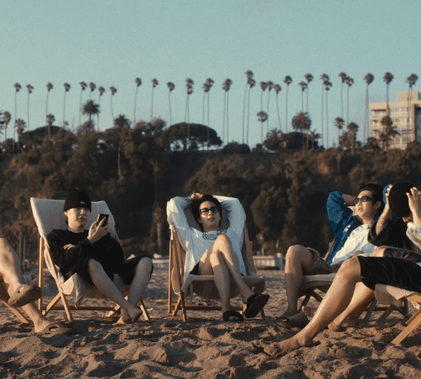 [Segye Ilbo] Like pushing the current day by day... 'BTS 2.0' chooses a life of swimming (Preview photos of 'BTS: The Return' documentary) - 230326