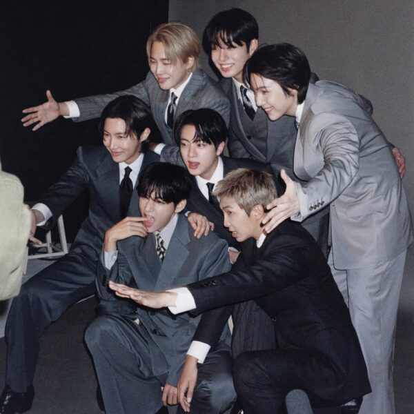 [Weverse] BTS 'ARIRANG' Album Photoshoot Sketch (2) - 220326