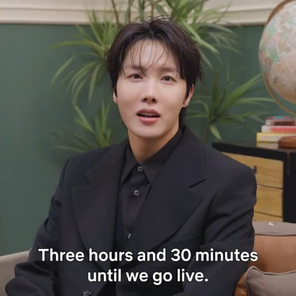 [Netflix Twitter] 3 HOURS AND THIRTY MINUTES - 210326