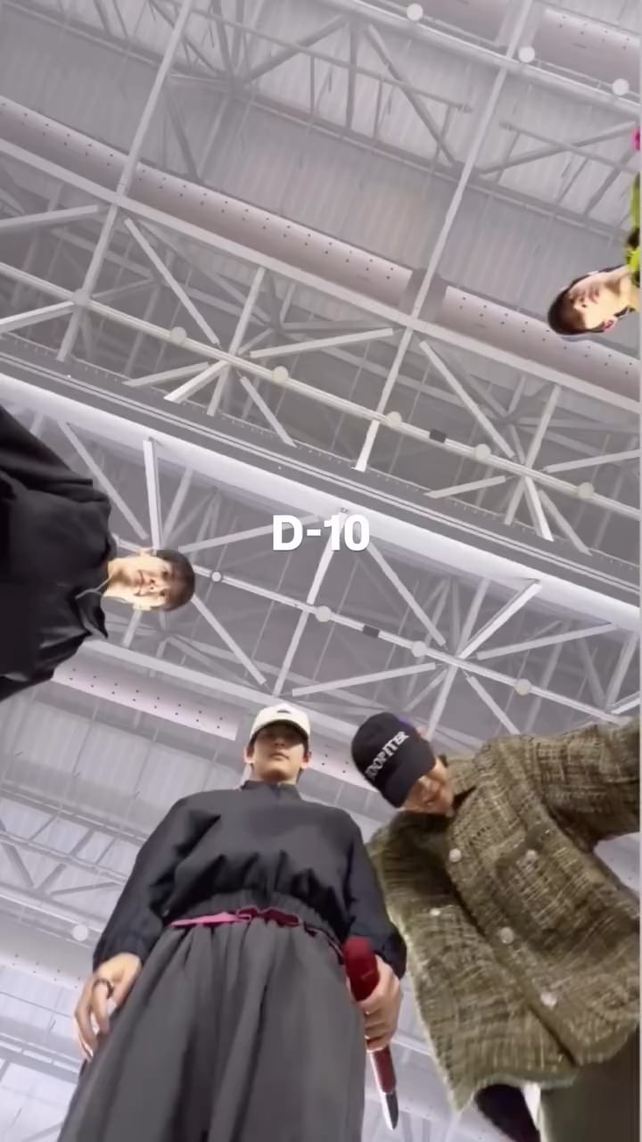 Taehyung IG Story (6) with BTS 300326