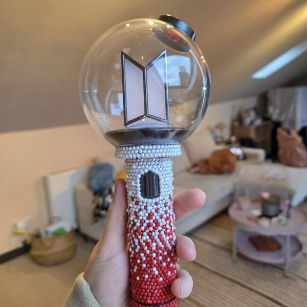 Mods asleep - share your ARMY bombs!