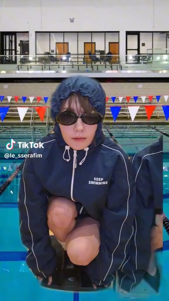 260329 LE SSERAFIM on TikTok (with BTS ‘SWIM’)