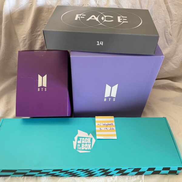 [WTS] [USA] BTS merch boxes, clothes, cassette, photobook, photocards / POBs, BT21