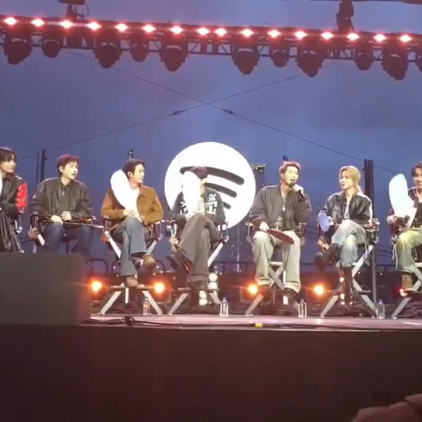 [Pop Base Twitter] BTS plays ‘Normal vs Alien’ at their Spotify event in NYC. - 240326