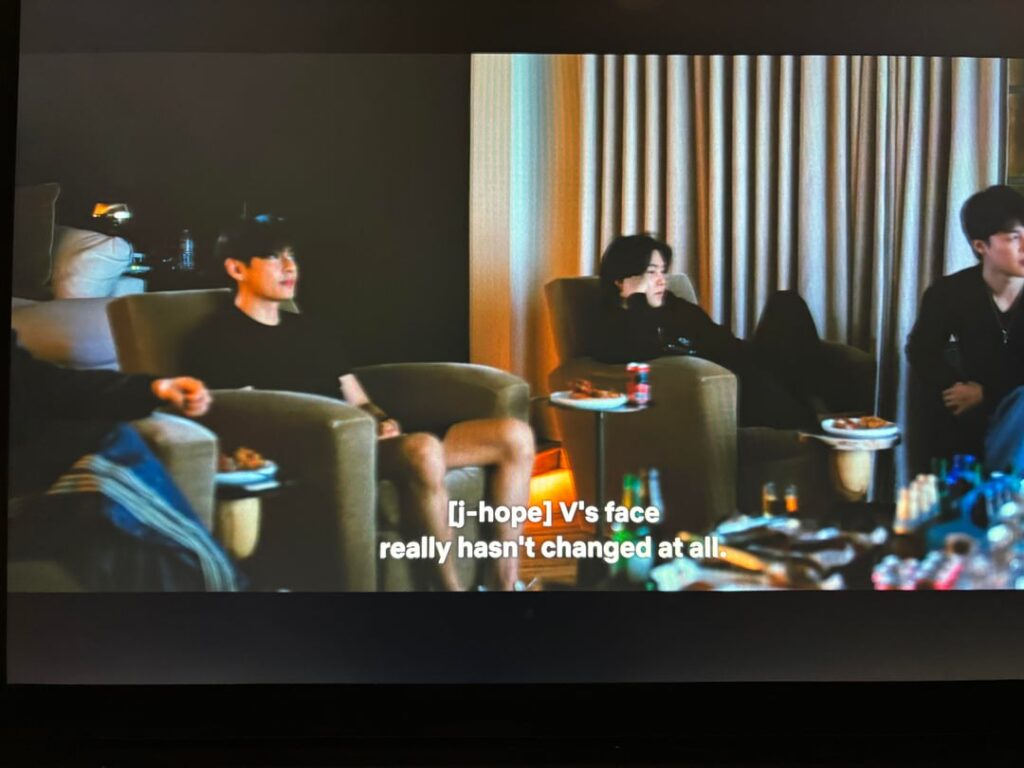 What song was taehyung singing in this scene?