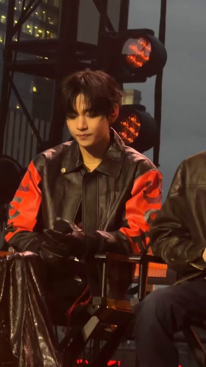 eyesmag IG Post feat. BTS at the ‘Spotify x BTS: SWIMSIDE’ event - 240326