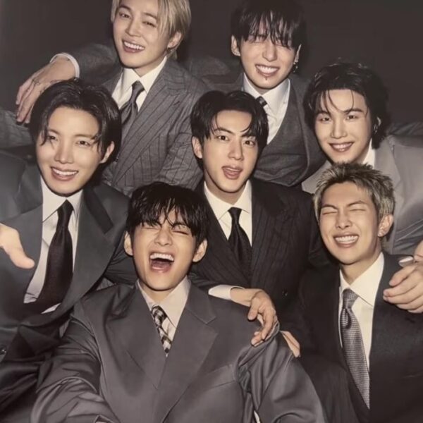 Arirang Dday (0/7): What's your fav song from Arirang and did it differ from your earlier claim?