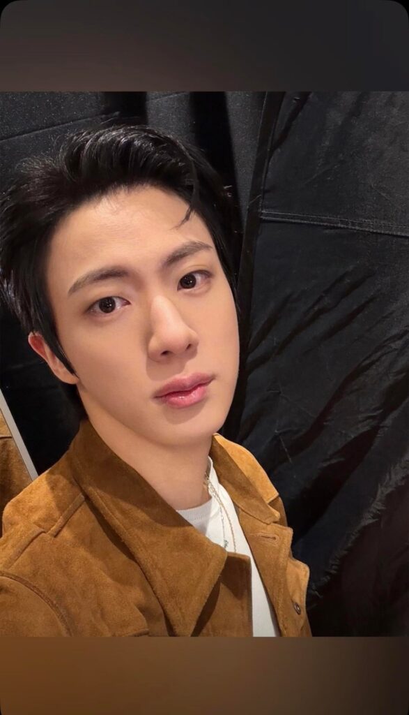 260327 Jin on Weverse Moment