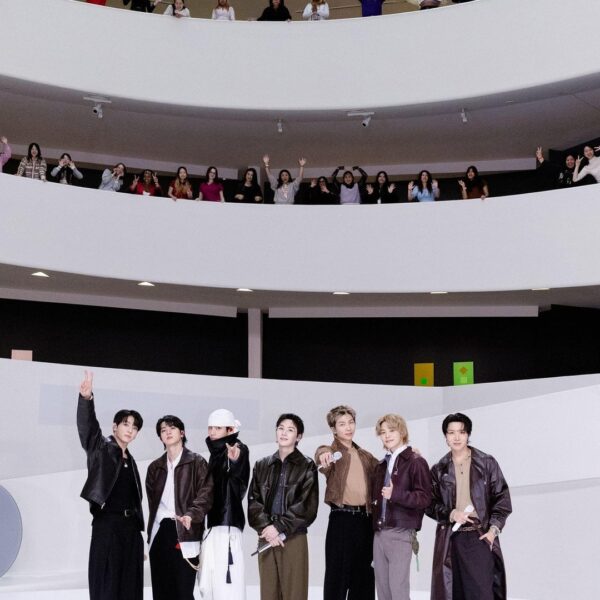 [BTS Official Twitter] Today’s Bangtan @ The Tonight Show Starring Jimmy Fallon - 270326