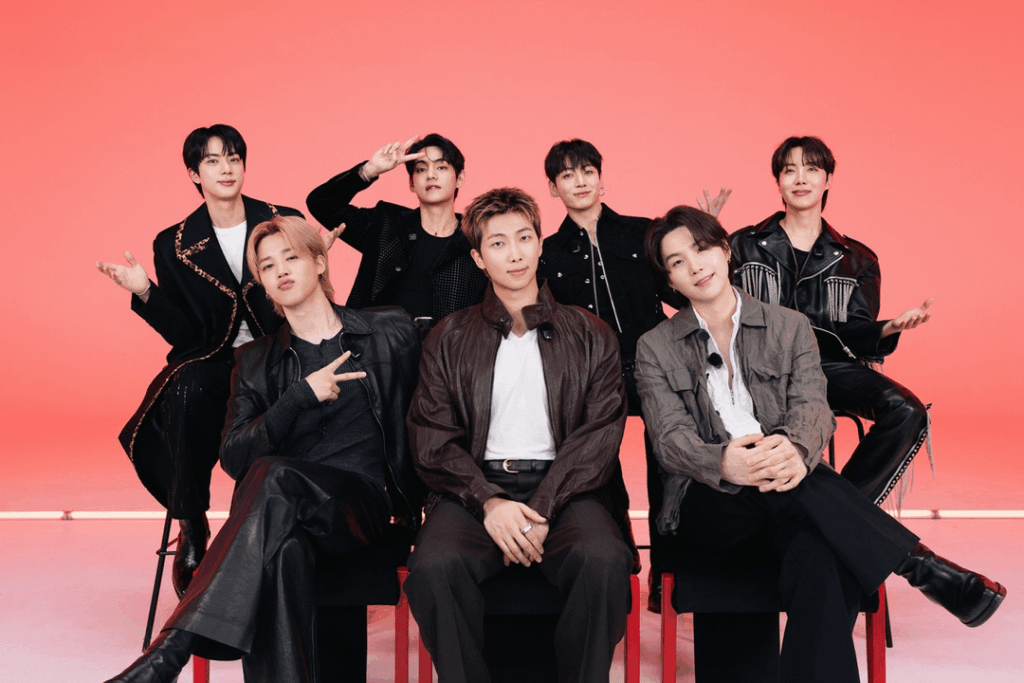 [KMedia] New press photos of BTS for 'ARIRANG' Comeback Live at Gwanghwamun - 210326